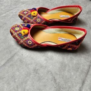 Women's Indian Traditional Rajestsni Mojari Jutti Shoes Size 4